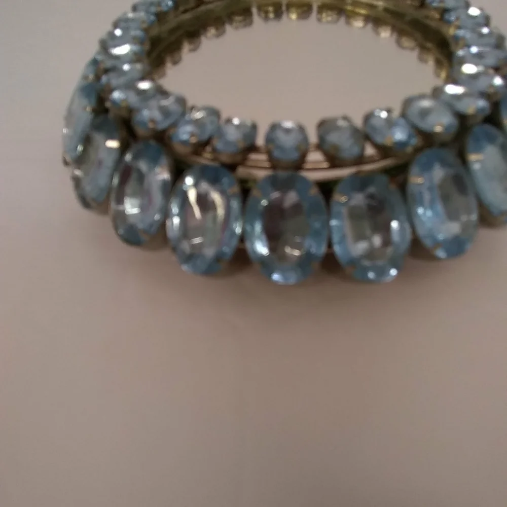 RARE Oval Lampe Berge Stand Mirror Framed Aquamarine Blue Topazl Rhinestone 5